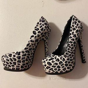 Shoe Dazzle Heels